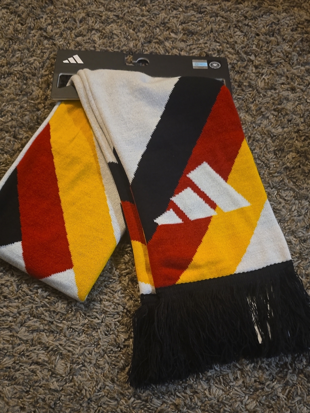 adidas Germany Black Red Yellow Striped Knit Scarf Futbol Team New Soccer Fan